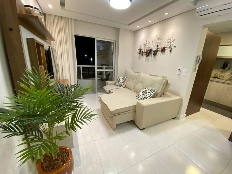 Encanto E Praticidade - Quadra Mar - Barra Sul Apartamento *
