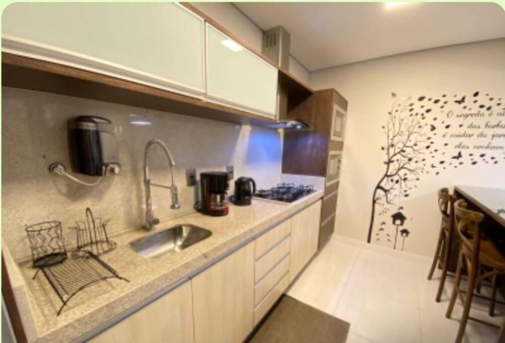 Encanto E Praticidade - Quadra Mar - Barra Sul Apartamento